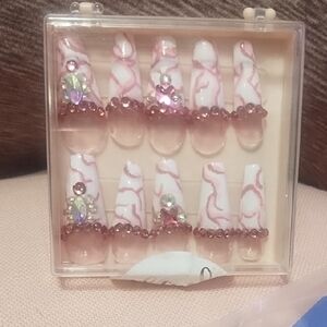 Elegant Pink Marble Press-On Nails